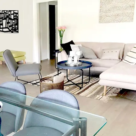 公寓 Lausanne - Moderne, Confortable, Ensoleille Et Tres Bien Situe - Bus Direct Pour La Gare Pully